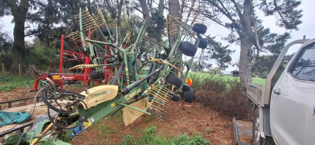KRONE TWIN RAKE